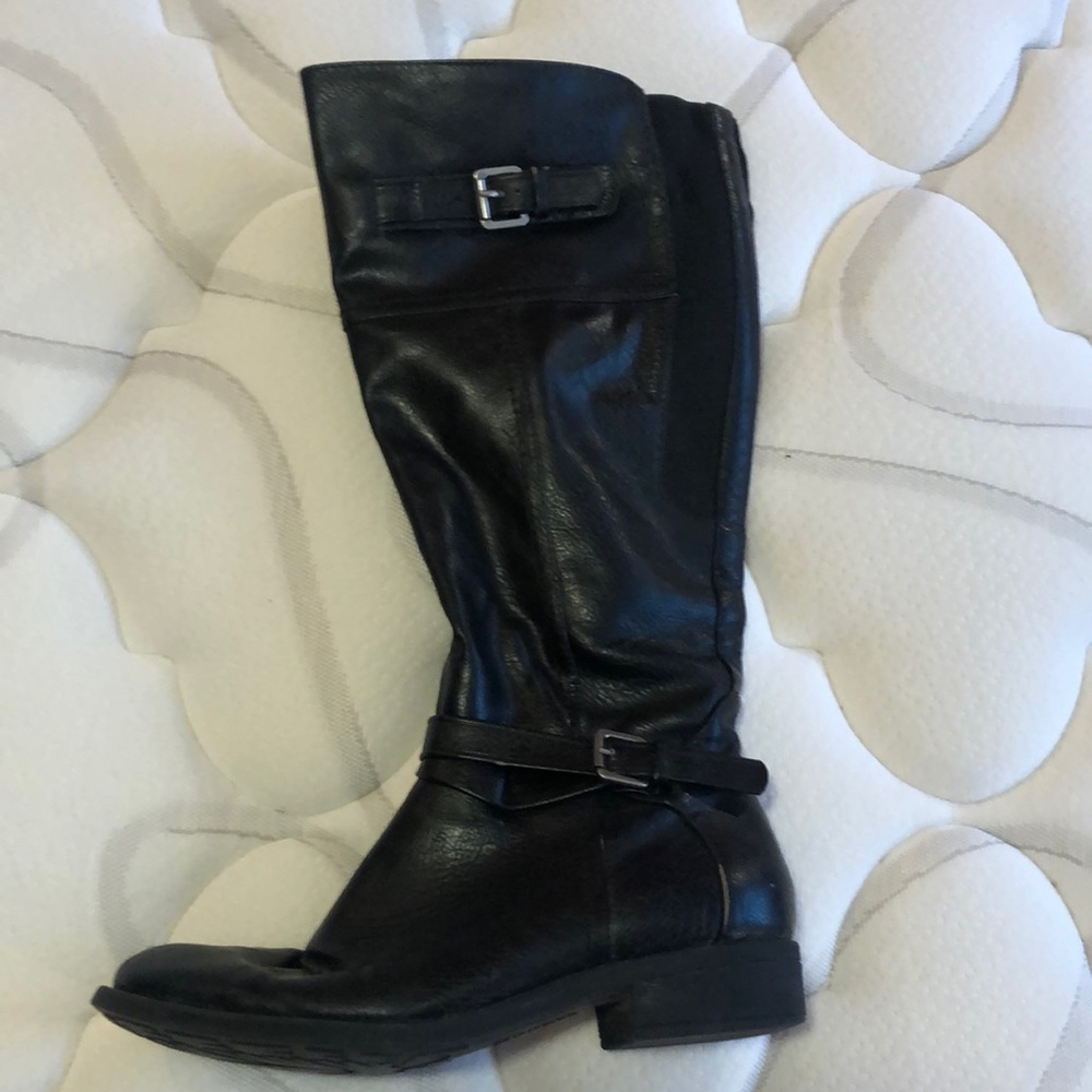 High black zip up boots